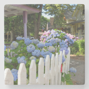 Dessous-de-verre En Pierre Hydrangeas et clôture à pinces - Martha's Vineyard