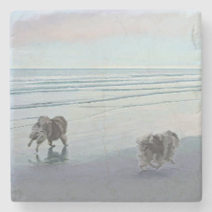 Dessous-de-verre En Pierre Keeshonds at the Seashore Peinture Dog Art
