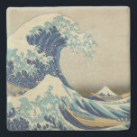Dessous-de-verre En Pierre La Grande Vague au large de Kanagawa<br><div class="desc">Ce dessous de verre en pierre présente une copie d'un imprimé japonais emblématique et très célèbre appelé Kanagawa Okinami-Ura (神 奈 川 浪 裏), connu en anglais sous le nom de The Great Wave au large de Kanagawa. Il a été imprimé pour la première fois dans les années 1830 par...</div>