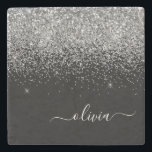 Dessous-de-verre En Pierre Monogramme Argent Parties scintillant noire Script<br><div class="desc">Parties scintillant à étincelles noir et argent Script Monogramme Nom Carrelage en pierre. Cela rend la remise de diplômes parfaite,  doux 16 ans,  mariage,  douche nuptiale,  anniversaire,  baby shower ou cadeau de fête de bachelorette pour quelqu'un qui aime le luxe glam et les styles chic.</div>