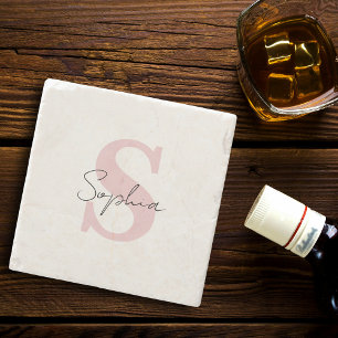 Dessous-de-verre En Pierre Nom de script avec monogramme rose personnalisé
