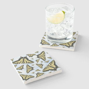 Dessous-de-verre En Pierre Papillons Swallowtail Jaunes sur Ciel Bleu