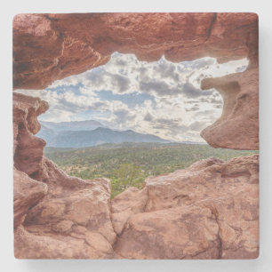 Dessous-de-verre En Pierre Pikes Pic À Travers Un Trou Rocheux