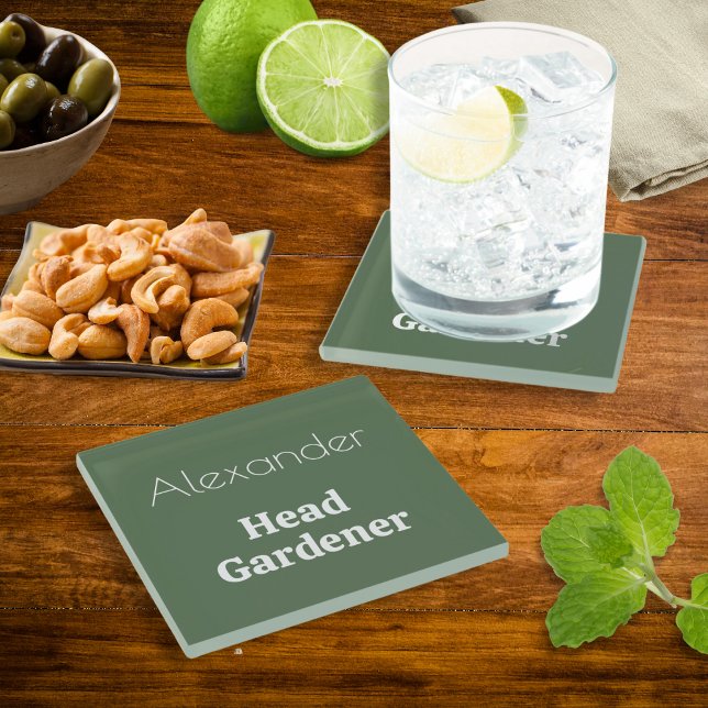 Dessous-de-verre En Verre Chef jardinier vert jardinage thème personnalisé (A glass coaster with Head Gardener words, for garden lovers. Personalize with the recipient's name.)
