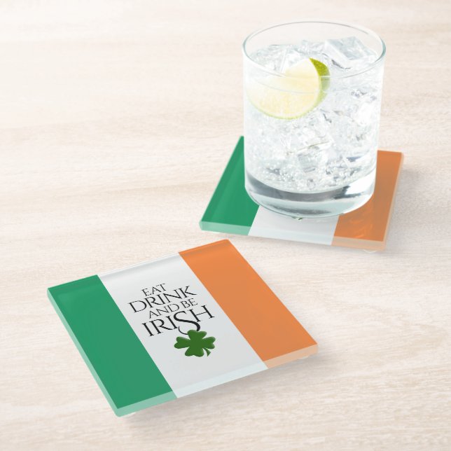 Dessous-de-verre En Verre Drapeau irlandais pour boire et être shamrock (Incliné)