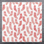 Dessous-de-verre En Verre Motif de réserve de Noël nordique<br><div class="desc">Un motif de bas de Noël nordique rouge et blanc,  parfait pour les vacances d'hiver avec une ambiance scandinave chaleureuse. Art original de Nic Squirrell.</div>
