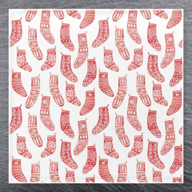 Dessous-de-verre En Verre Motif de réserve de Noël nordique (Nordic Stockings red and white Scandinavian festive Christmas pattern coaster)