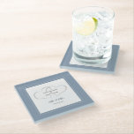Dessous-de-verre En Verre Mr & Mrs Dusty Blue Mariage élégant Coeurs Chic<br><div class="desc">Design de mariage élégant en bleu et blanc poussiéreux dispose d'une bordure en bleu poussiéreux qui comprend une bordure chic d'un blanc pâle en blanc immaculé. "M. & Mrs." est présenté en calligraphie élégante avec deux coeurs entrelacés tiennent les prénoms du couple, disposés sur un arrière - plan blanc immaculé....</div>