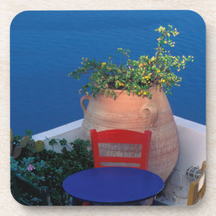 Dessous-de-verre Europe, Grèce, Santorin. Terrasse avec vue sur la 