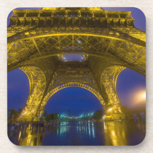 Dessous-de-verre France, Paris. Tour Eiffel illuminée au