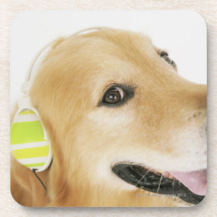 Dessous-de-verre Golden retriever écoutant la musique