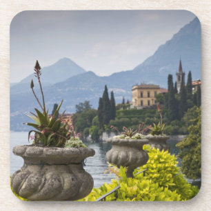 Dessous-de-verre Italie, province de Lecco, Varenna. Villa Monaster