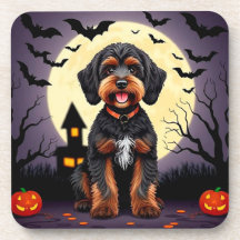 Joyeux chien dans le thème Halloween