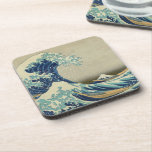 Dessous-de-verre La Grande Vague au large de Kanagawa<br><div class="desc">Cet ensemble de dessous de verre présente la célèbre estampe en bois appelée Kanagawa Okinami-Ura (神 奈 川 浪 裏), connue en anglais sous le nom de La Grande Vague au large de Kanagawa. Il a été créé par Katsushika Hokusai dans les années 1830 dans le cadre de sa série...</div>