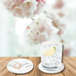 Dessous-de-verre Rond En Papier Balloon rose et bleu Équipe de révélation de genre<br><div class="desc">Dévoilez la surprise : Élever votre sexe révèle le baby shower avec les invitations de ballons rose et bleu et collection de décors. Orné de polices de caractères fantaisistes et de délicates taches d'or, les invitations enchanteresses, la signalisation et le décor préparent le décor à une fête magique. Laissez l'anticipation...</div>