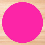 Dessous-de-verre Rond En Papier Couleur solide rose néon<br><div class="desc">Un rose vibrant et électrisant,  plein d'énergie et d'excitation.Rappelons les néons illuminant une vie nocturne animée de la ville ou les teintes vives des fleurs tropicales,  cette couleur est audacieuse,  ludique et sans apologisme.Parfait pour faire une déclaration frappante.</div>