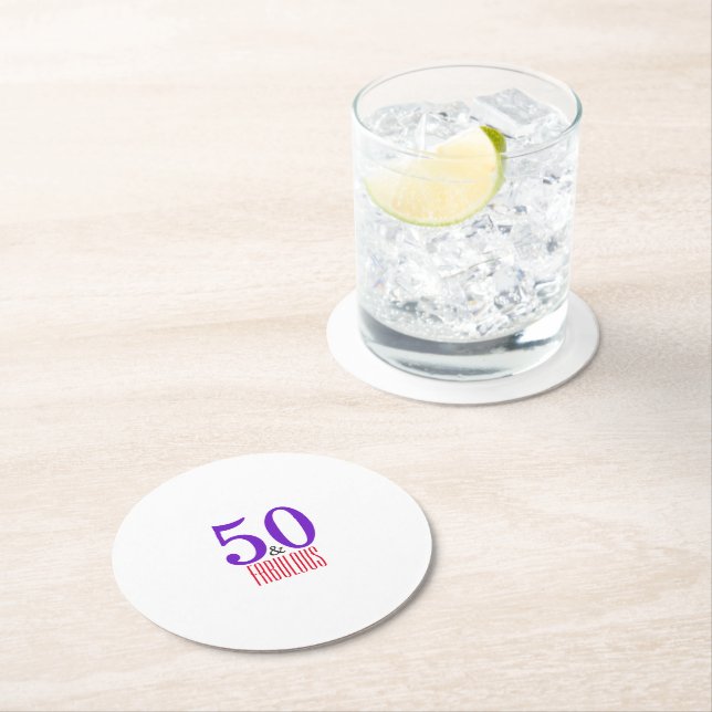 Dessous-de-verre Rond En Papier Décoration élégante pour une fête d'anniversaire d (En situation)