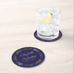 Dessous-de-verre Rond En Papier Dentelle d'or sur bleu marine Mariage élégant<br><div class="desc">Ces beaux dessous de verre mariages présentent un design simple mais élégant avec une bordure en dentelle en faux aluminium doré sur un arrière - plan bleu marine. Il y a des lettres en or avec les noms du couple et la date du mariage. Merveilleux souvenir mariage ou enregistrer le...</div>