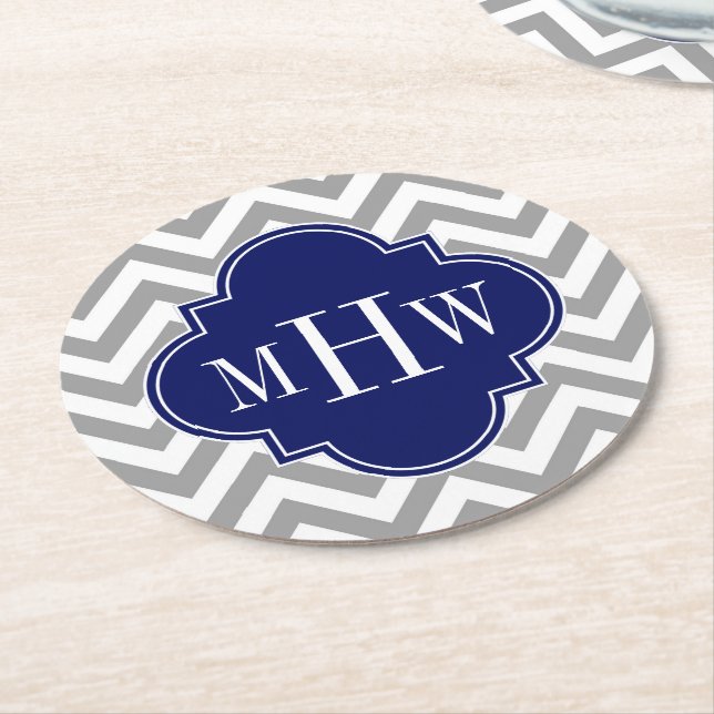 Dessous-de-verre Rond En Papier Dk Grey Lg Chevron Navy Quatrefoil 3 Monogramme (Incliné)