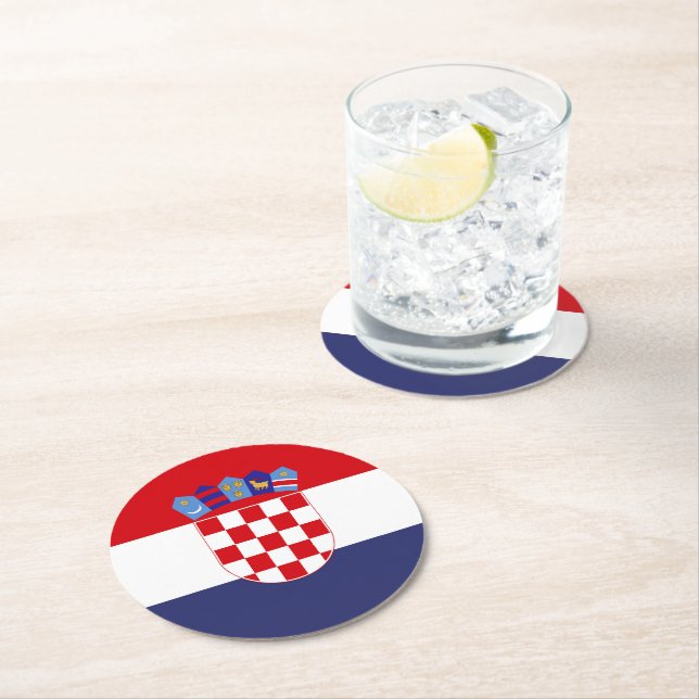 Dessous-de-verre Rond En Papier Drapeau de Croatie (En situation)