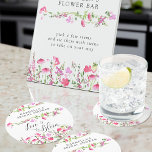 Dessous-de-verre Rond En Papier L'amour Fleur sauvage rose est en Fête des mariées<br><div class="desc">L'amour est en Fleur, dessous de verre personnalisés pour votre douche nuptiale fleur sauvage avec de somptueuses guirlandes florales et des bordures de jolies fleurs sauvages roses. Design féminin doux avec des fleurs sauvages d'aquarelle délicats et aérés dans les tons roses. Design botanique inspiré de la nature avec des fleurs...</div>