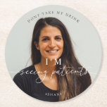 Dessous-de-verre Rond En Papier Le minimaliste photo ne prend pas mon verre<br><div class="desc">Conçu pour coordonner avec pour la collection de Faire-part de mariage "Pure". Pour modifier les détails, cliquez sur "Détails". Pour déplacer le texte ou modifier la taille, la police ou la couleur, cliquez sur "Modifier à l'aide de l'outil de conception". Voir le lien de collection sur cette page pour voir...</div>