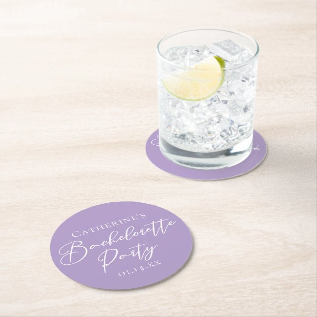 Dessous-de-verre Rond En Papier Lilac Purple Bachelorette Party Personalized (En situation)