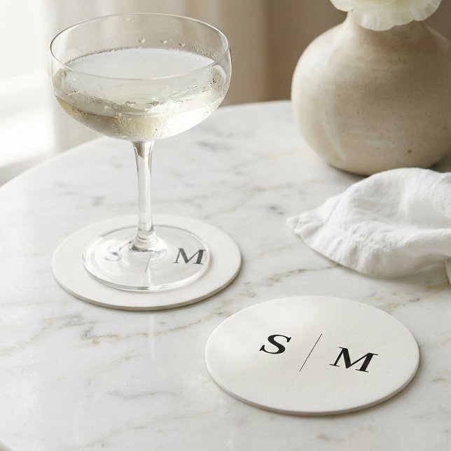 Dessous-de-verre Rond En Papier Mariage Classique Monogramme Blanc (Créateur téléchargé)