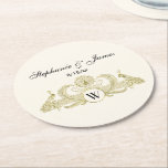 Dessous-de-verre Rond En Papier Peacocks vintages Monogram Faux Gold Ivory BG<br><div class="desc">Peacocks vintages avec Monogramme - Couleur Arrière - plan ivoire Invitations personnalisables et accessoires avec une image stylisée vintage d'un Peacocks avec Monogramme. Vous pouvez facilement modifier ces produits en ajoutant des champs de texte, en supprimant des champs de texte existants, en modifiant des images de conception ou en ajoutant...</div>