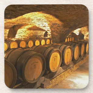 Dessous-de-verre Tonneaux de chêne dans la cave au Domaine Comte