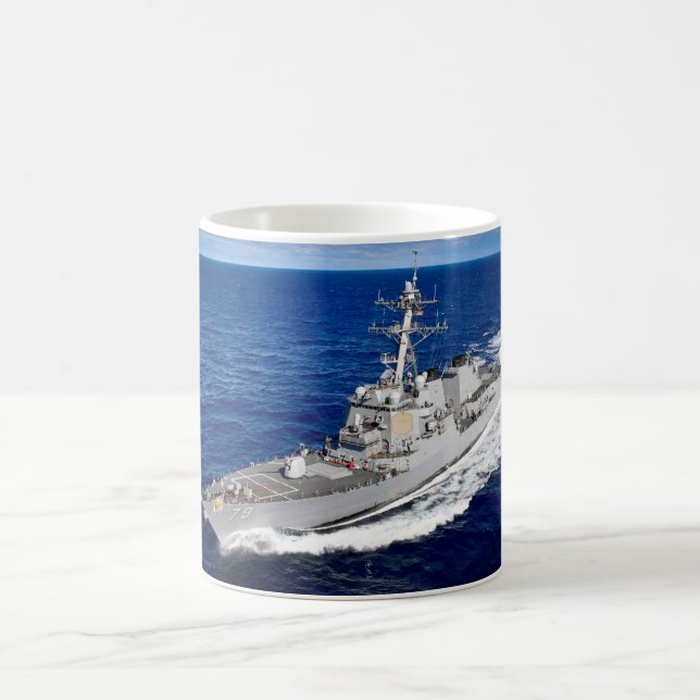 DÉTROYEUR DE MISSILES GUIDÉS - DDG-79 Mug (Centre)