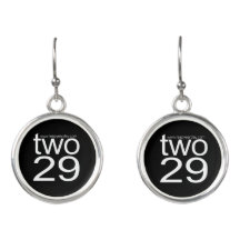 deux29 boucles d'oreilles