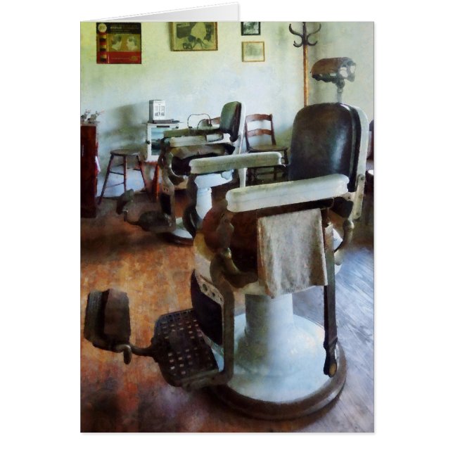 Deux chaises de coiffeur (Devant)