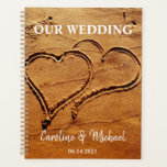 Deux coeurs dans sable plage personnelle Mariage<br><div class="desc">Deux coeurs en sable Mariée et Groom,  planificateur de mariage de plage.
Vous pouvez facilement modifier le texte pour le personnaliser.
Excellente aide pour planifier votre jour de mariage parfait.
Si vous avez besoin d'aide,  contactez-moi.</div>