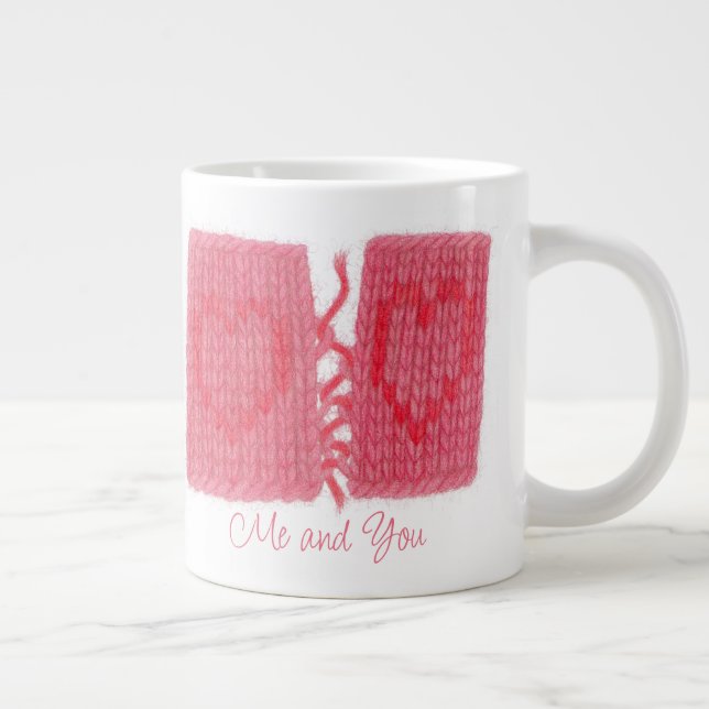 DEUX CŒURS TRICOTÉS Grand Mug Blanc + Texte (Droite)