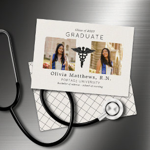 Deux Insignes en ivoire noir