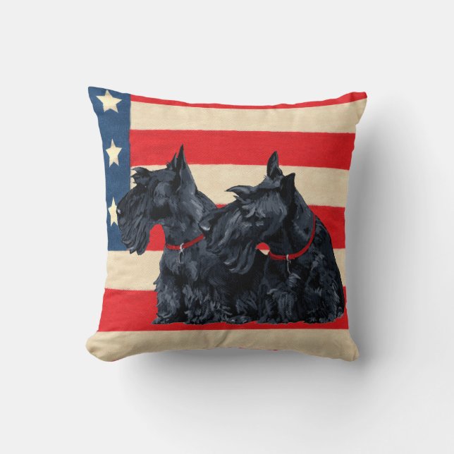 Deux Oreillers Patriotiques Scottish Terriers (Recto)