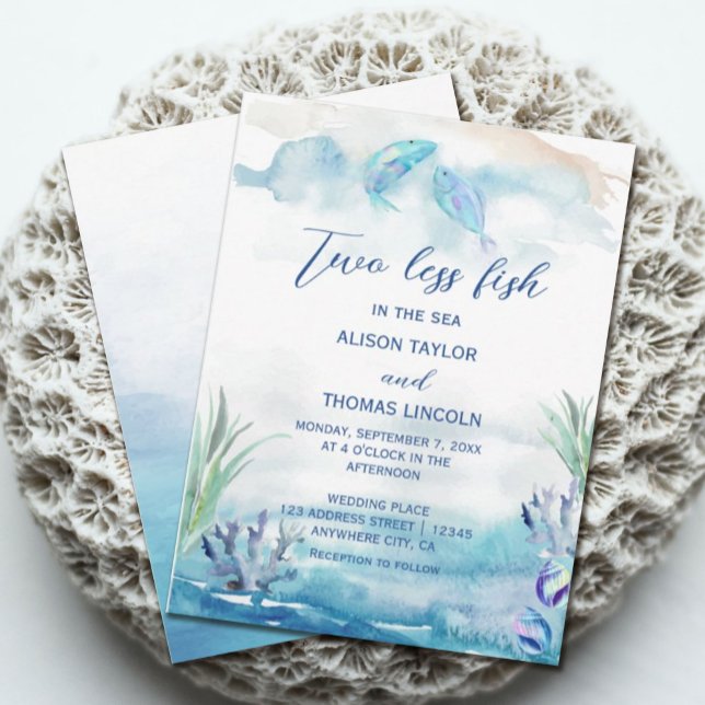 Deux poissons de moins dans le Faire-part de maria (Two Less Fish in The Sea Summer Wedding Invitation. Our coastal chic design for summer weddings)