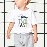 Deux Tshirt Toddler 2 Anniversaire<br><div class="desc">Deux rapides,  deux curieux ! Célébrez votre 2e anniversaire avec ce t-shirt amusant pour tout-petits avec un lapin de voiture de course. image : Freepik.com</div>