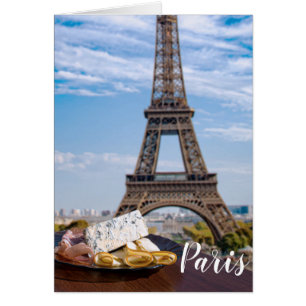 Deux verres de vin en café à Paris
