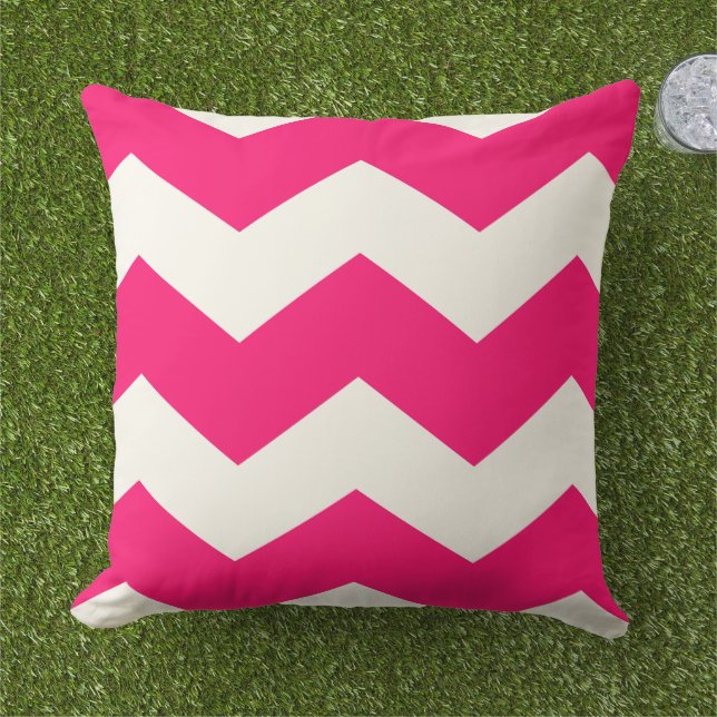 D'extérieur Zig Zag Chevron Motif Coussin design (Herbe)