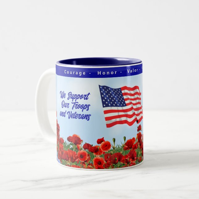 Dieu patriotique bénisse l'Amérique Mug Troops vét (Devant gauche)
