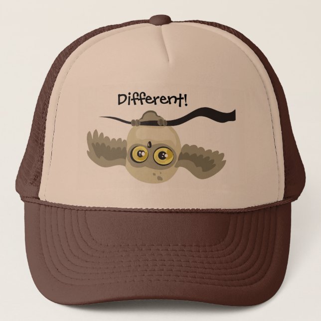 Différent ! Casquette Upside Down Owl (Devant)