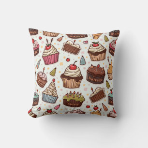 Différents coussins motif de gâteau