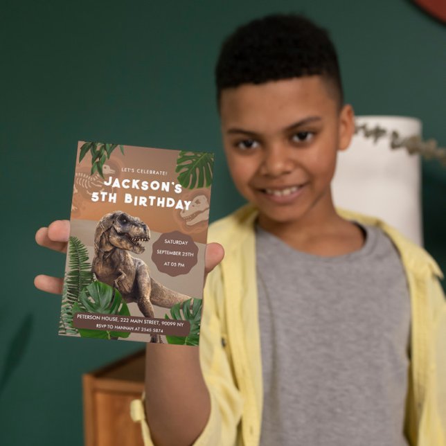 Dinosaure réaliste Invitation d'anniversaire (Créateur téléchargé)