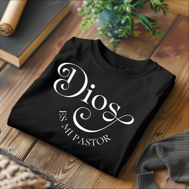 Dios Es Mi Pastor Christian T-Shirt espagnol (Créateur téléchargé)