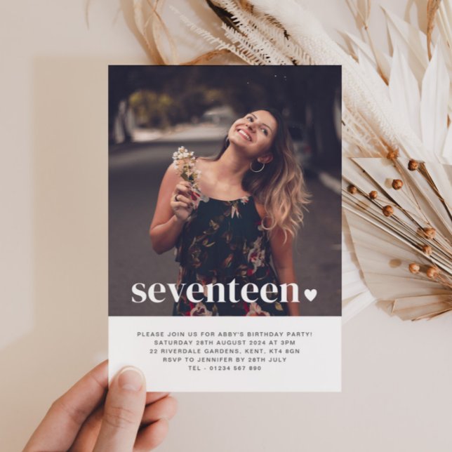 Dix-sept Coeur Photo Anniversaire Invitation (Créateur téléchargé)