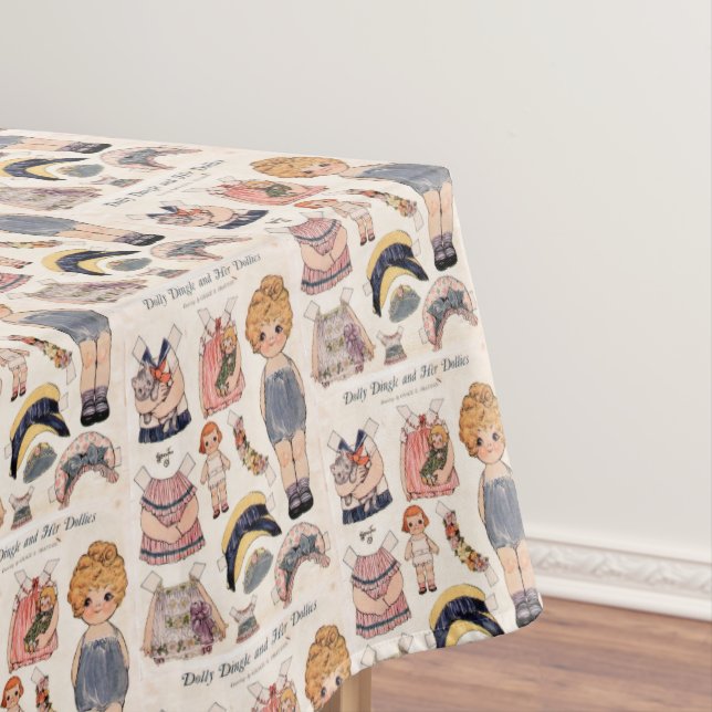 Dolly Dingle et sa nappe de poupées (In Situ)