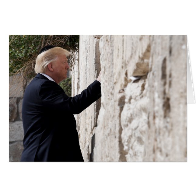 Donald Trump Place Une Note Dans Le Mur Occidental (Devant horizontal)