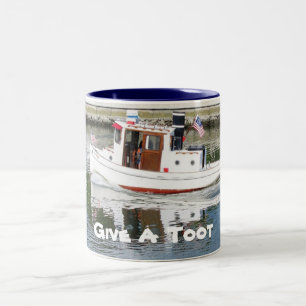 Donnez-leur un toot Tug Bateau à café Mug